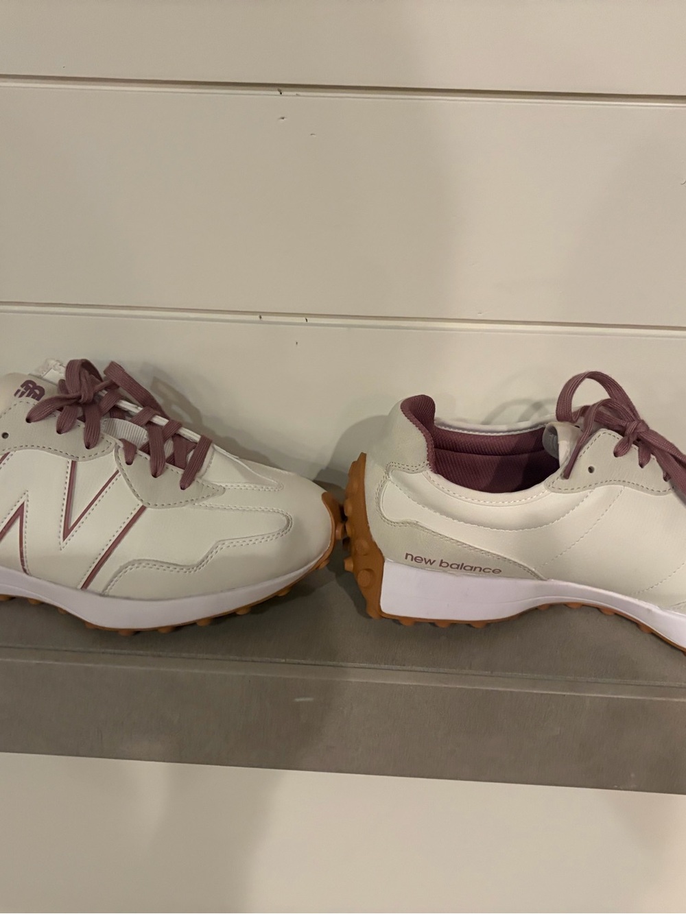 New Balance Women's Cream & Mauve Lace-Up Sneaker size 11 - Picture 10 of 15